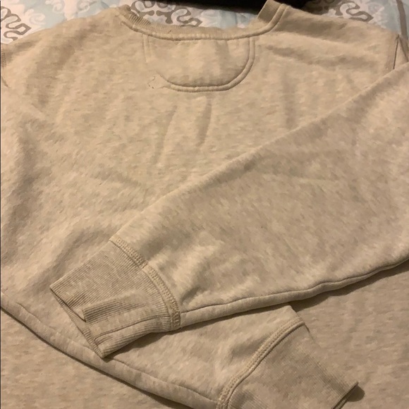 Izod Sweatshirt - Picture 4 of 4